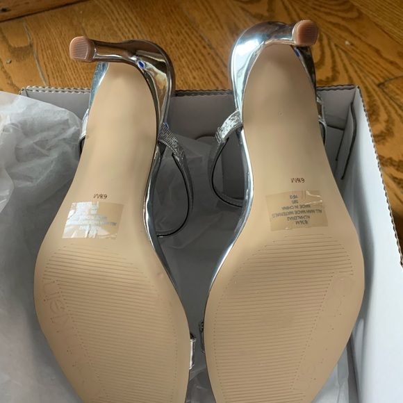 Calvin Klein Silver Halena Heel 6.5 - Picture 4 of 6